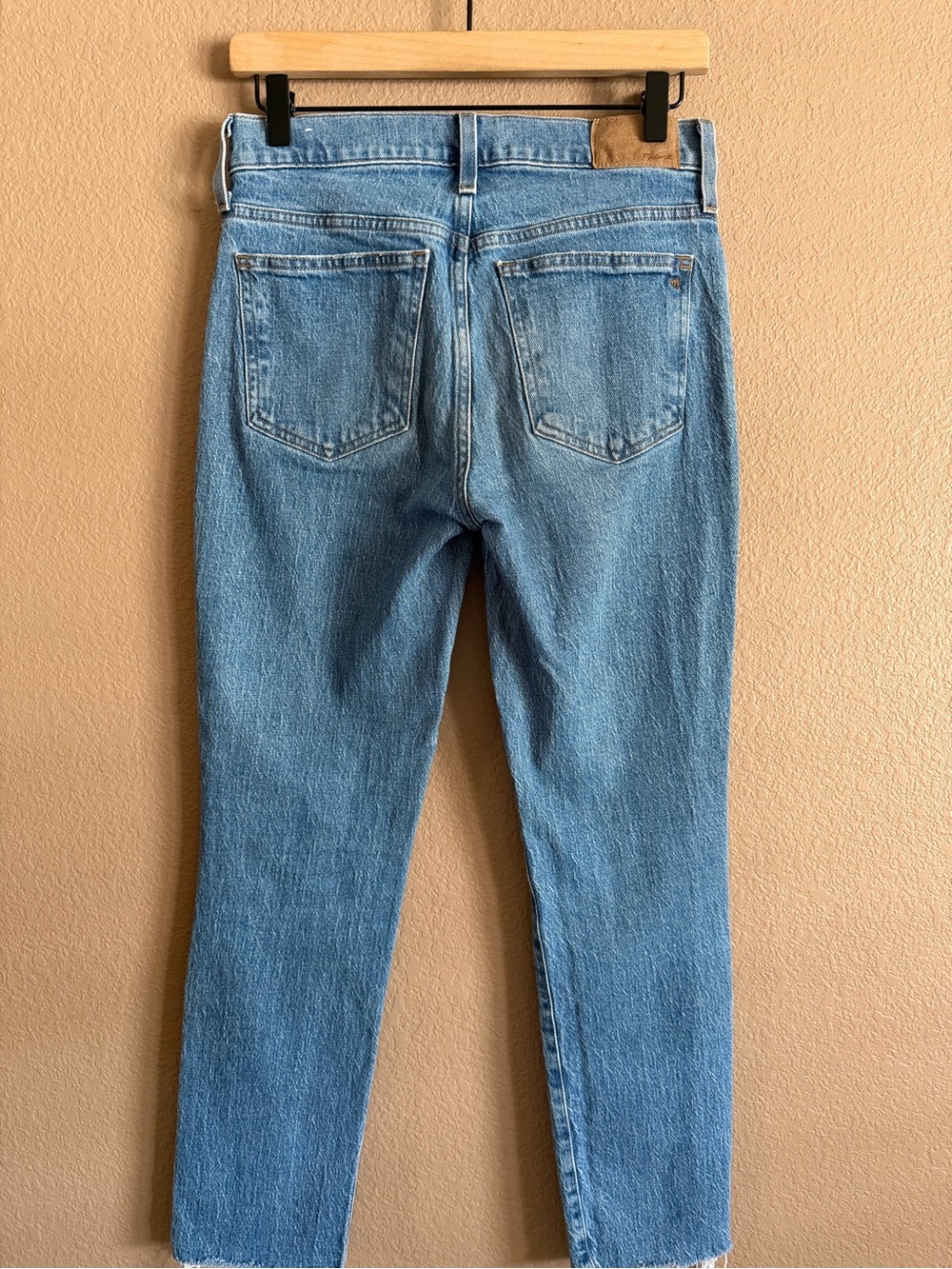 Madewell The Mid-Rise Perfect Vintage Distressed Jeans Size 25 - Picture 7 of 12